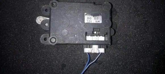 Mazda 626 Air flap motor/actuator hb601ge7v hb601ge7v-rhd