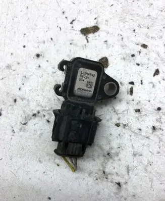 Opel Insignia A Turbo air boost pressure sensor 12594942