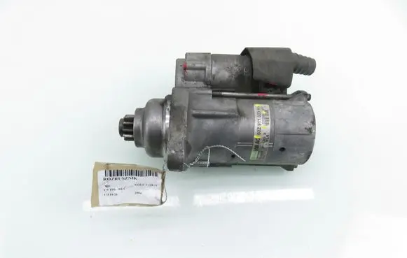 Volkswagen Golf V Starter motor D7GS8 02Z911023H