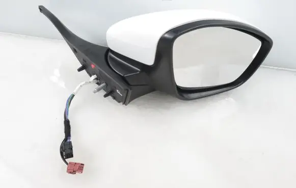 Peugeot 2008 I Front door electric wing mirror