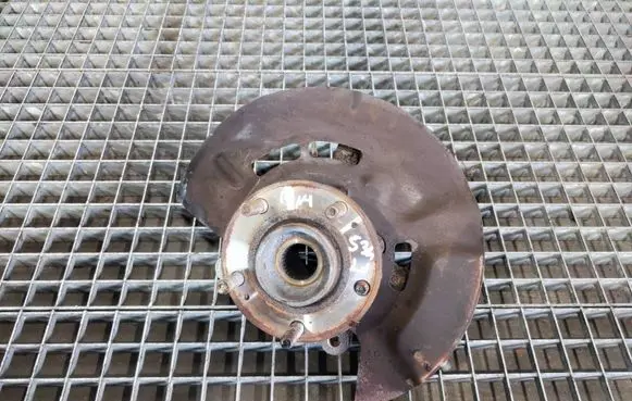 KIA Sportage Front wheel hub spindle knuckle