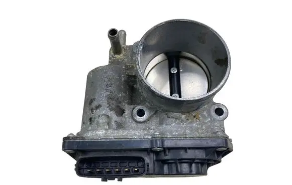 Toyota Auris E180 Throttle valve 220300T110