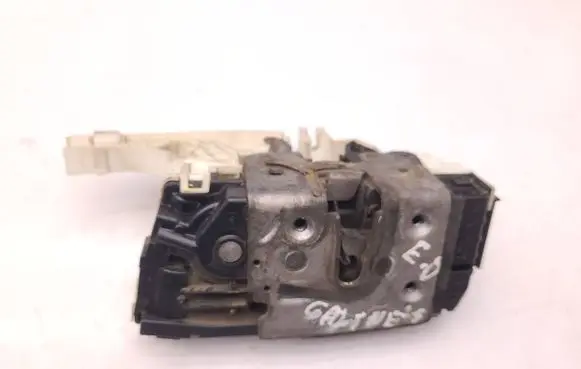 Man TGE 1gen Rear door lock 7C0843014BM