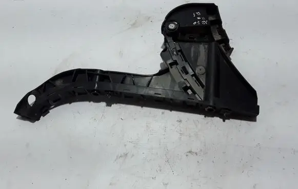 Volvo XC70 Rear bumper mounting bracket 30678704