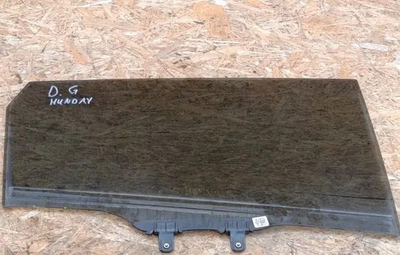 Hyundai Bayon Rear door window glass 43R010195