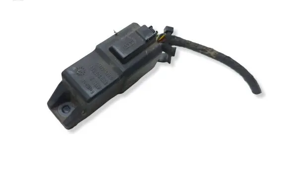 Audi A4 S4 B9 Glow plug pre-heat relay 8W0907599