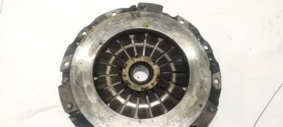 Hyundai Trajet Pressure plate 
