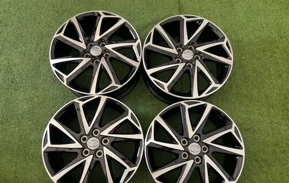 Toyota Yaris XP210 R16 alloy rim PW457-0D004