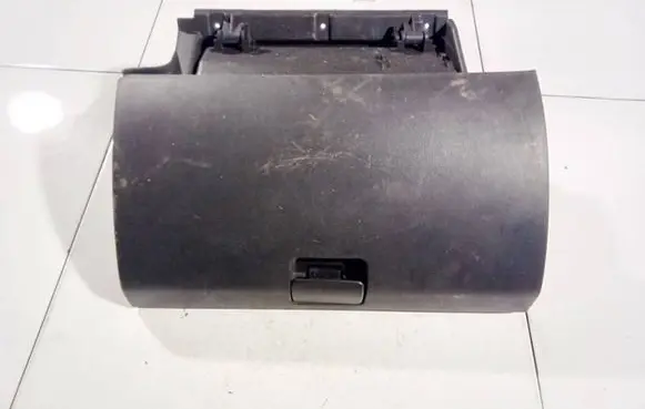 Chevrolet Captiva Glove box