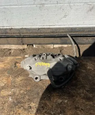Mercedes-Benz S W221 Front brake caliper F4049