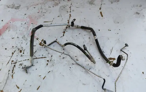 Toyota Yaris Air conditioning (A/C) pipe/hose