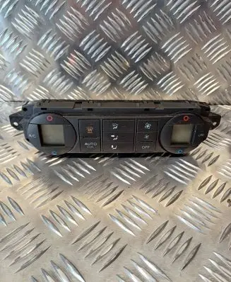 Ford Focus C-MAX Climate control unit 3M5T18C612AH WWW001027