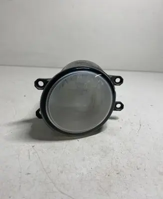 Toyota Avensis T250 Front fog light 89210657