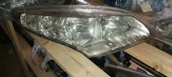 Renault Megane II Headlight/headlamp 260100017R 1237