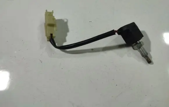 KIA Ceed Brake pedal sensor switch 