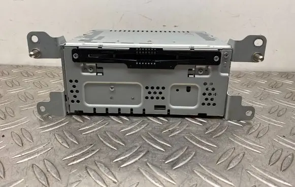 Ford Fusion II Radio/CD/DVD/GPS head unit FS7T19C107YC CJ15N04MB