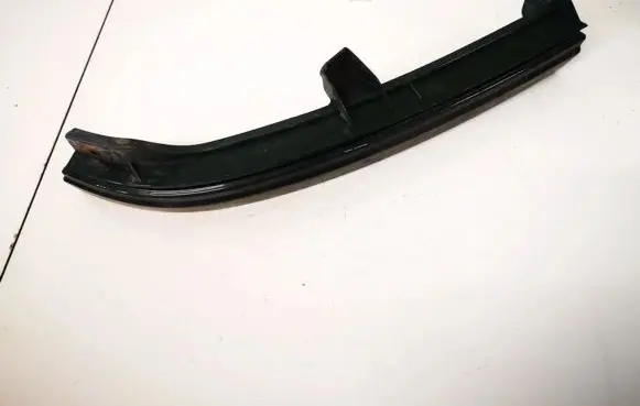 Opel Zafira A Under headlight/headlamp trim 90580651