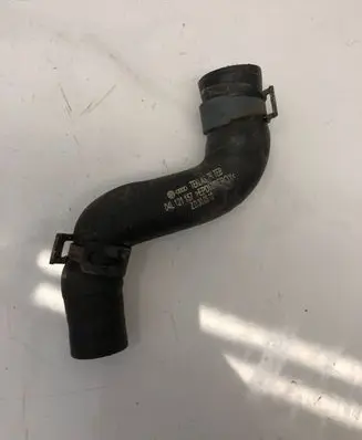 Audi A5 Sportback 8TA Engine coolant pipe/hose 04L121157