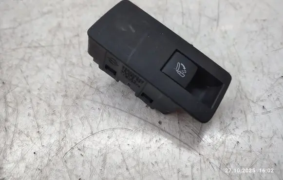 Opel Insignia B Seat control switch 13333631