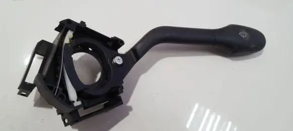 Volkswagen Golf III Wiper control stalk 1H6953503