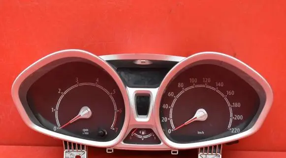Ford Fiesta Speedometer (instrument cluster) 8A6T-10849-EC