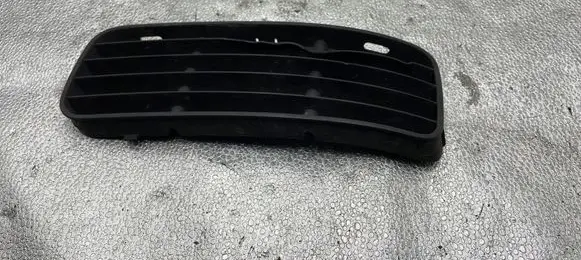 Volkswagen Caddy Front bumper lower grill 6K5853665A