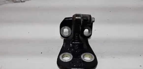 Land Rover Discovery 4 - LR4 Rear door lower hinge