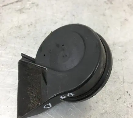 Audi A5 8T 8F Horn signal 8T0951421A