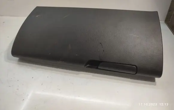 Citroen C5 Glove box lid/cover 