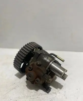 Fuel injection high pressure pump