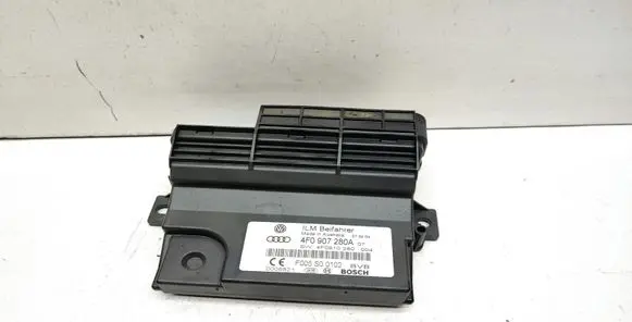 Audi A6 S6 C6 4F Power management control unit 4F0907280A