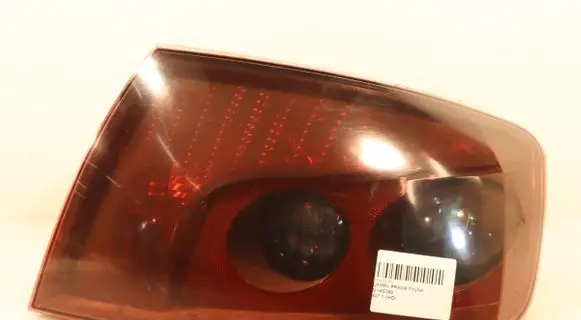 Peugeot 407 Rear/tail lights E203024