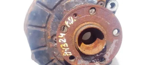 Volkswagen PASSAT B6 Front wheel hub