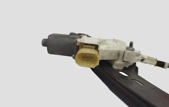 BMW 3 E90 E91 Front door window regulator with motor 7060265S 7140587E