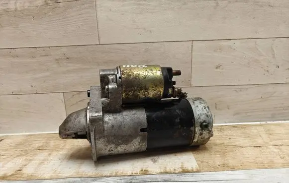Opel Zafira B Starter motor 55353857 M001T30072