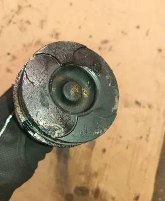 Renault Master II Piston with connecting rod 