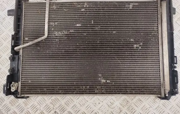 Mercedes-Benz E W212 A/C cooling radiator (condenser) 0477902904