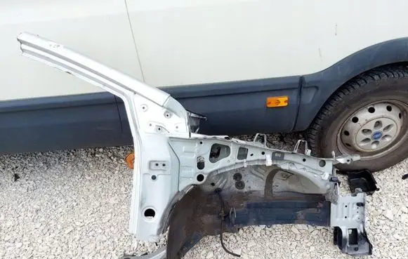 Toyota Avensis T270 Front side member 
