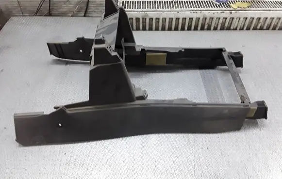 Mitsubishi Pajero Center console 191955605