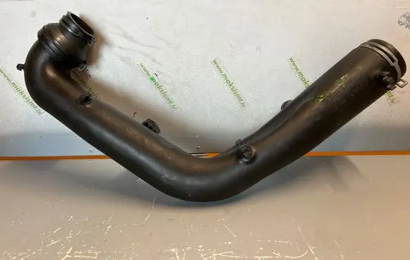 Intercooler hose/pipe