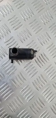 Suzuki Jimny Windscreen/windshield washer pump
