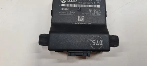Volkswagen PASSAT B6 Gateway control module 3C0907530C 3C0907951A