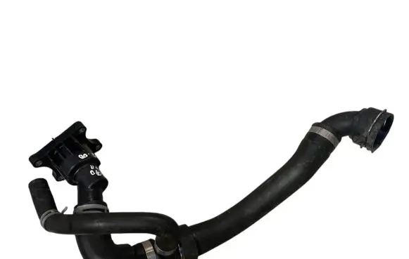 Volvo XC90 Engine coolant pipe/hose 31338292