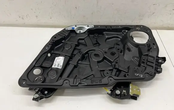 Mercedes-Benz CLA C118 X118 Front window lifting mechanism without motor A0997203202 A1187230300