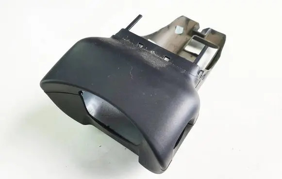 Volvo V50 Steering wheel column trim