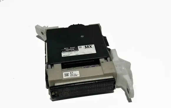 Toyota C-HR I Fuse box set 89221F4020 21089