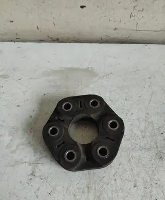 BMW 1 E81 E87 Rear prop shaft donut coupling/joint 7511454
