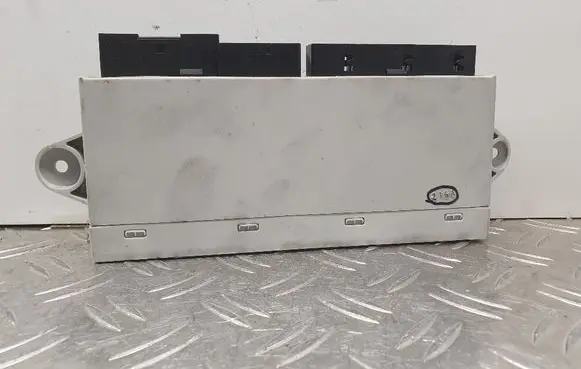 BMW 7 E65 E66 Door central lock control unit/module 6958447 61356958447