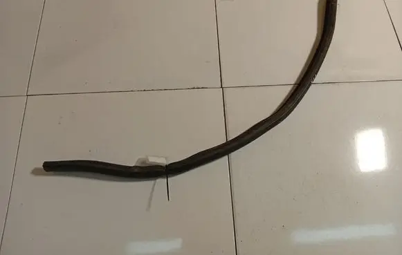 Opel Astra H Engine compartment rubber