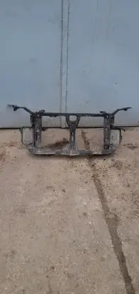 Subaru Legacy Radiator support slam panel
